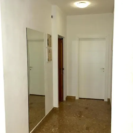 Adria Leut Apartamento