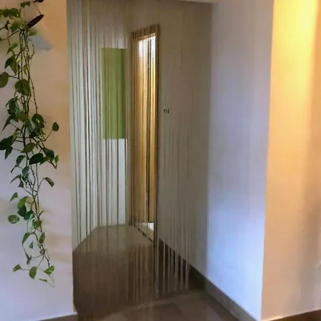 Adria Leut Apartamento *