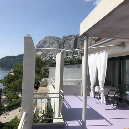 Apartamento Adria Leut *