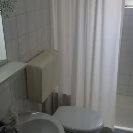 Adria Leut Apartamento *